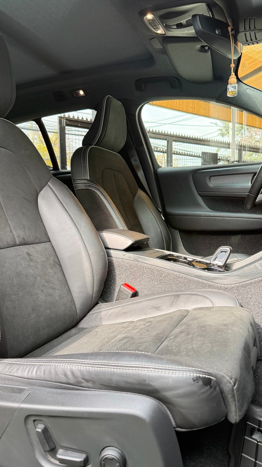 Volvo Xc40 2.0 T4 R-Design Auto año 2021