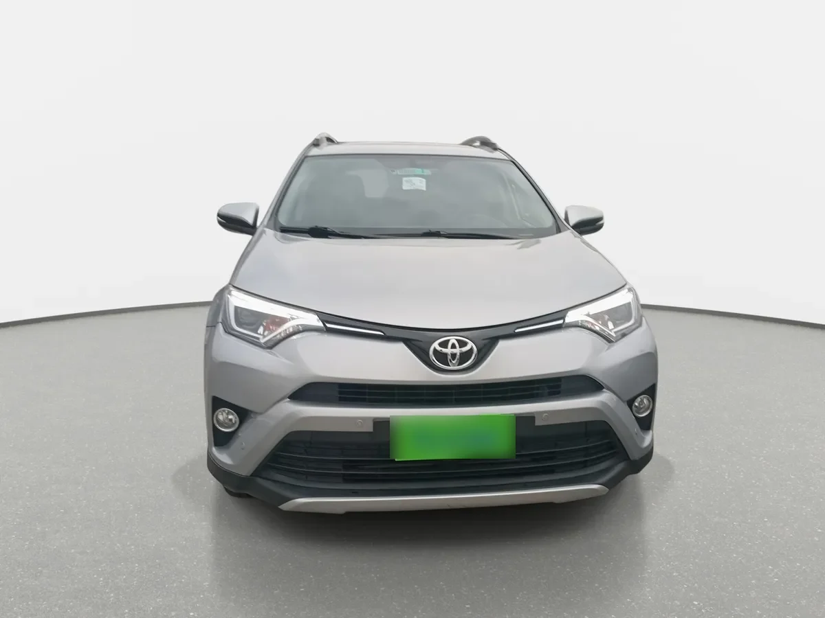 Toyota Rav 4 2.5 Adventure 4x4 At 5p año 2019