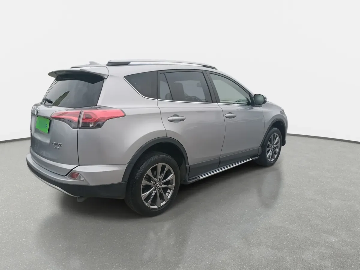 Toyota Rav 4 2.5 Adventure 4x4 At 5p año 2019