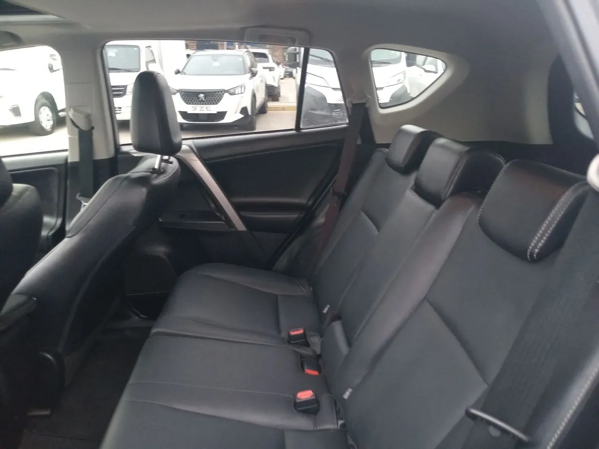 Toyota Rav 4 2.5 Adventure 4x4 At 5p año 2019