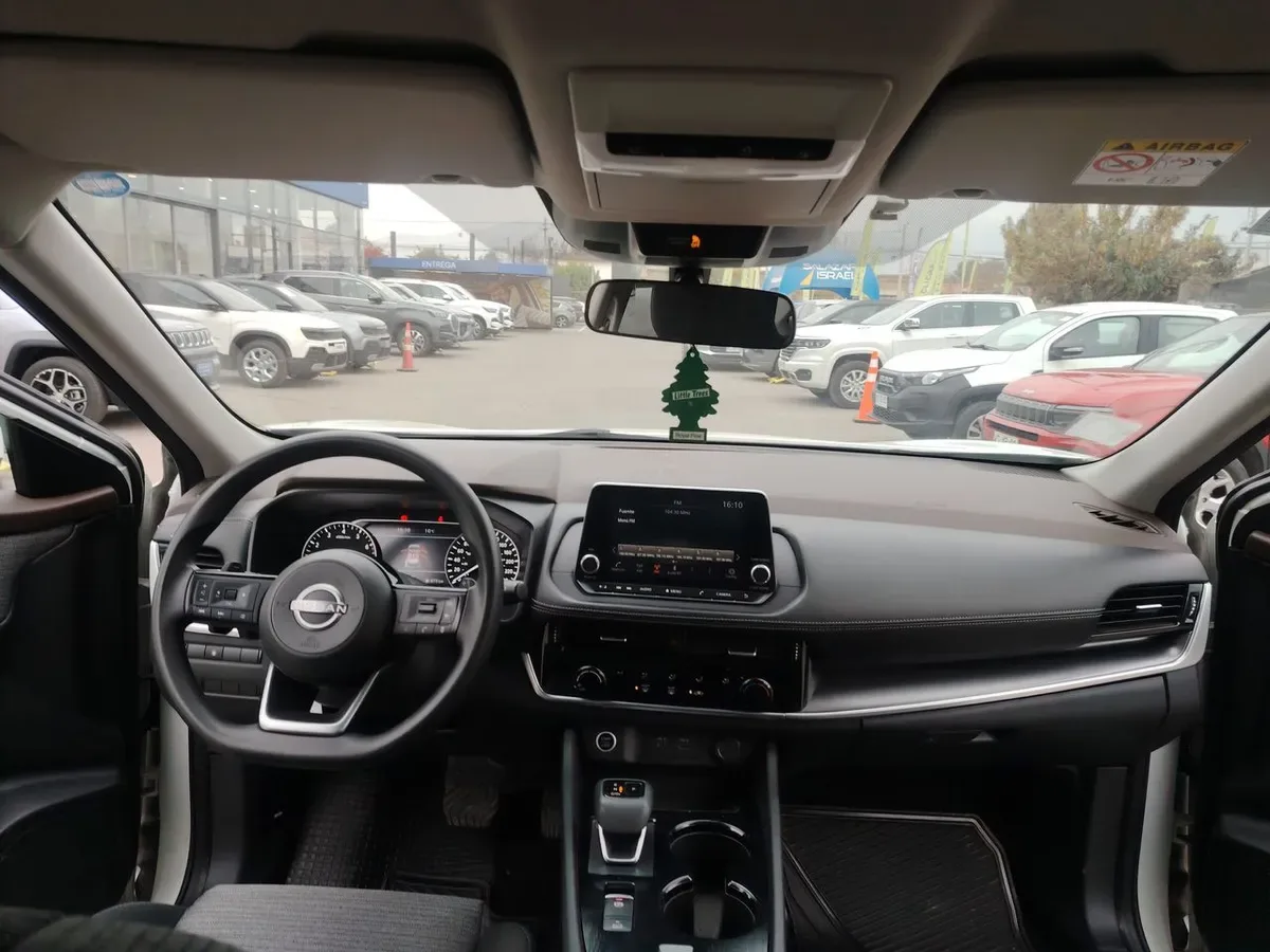 Nissan X-Trail 2.5 Sense Mc 4x2 2row Cvt At 5p año 2023