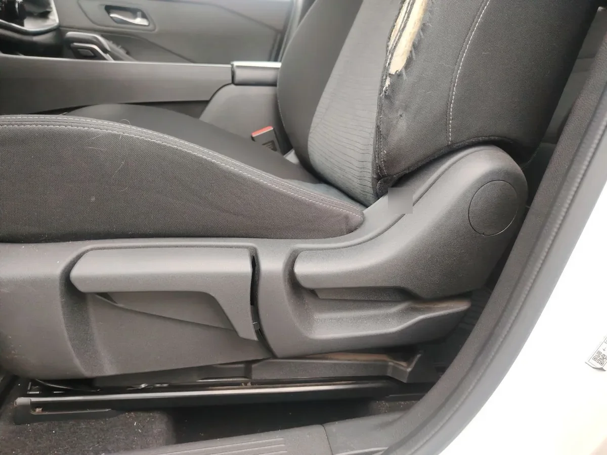 Nissan X-Trail 2.5 Sense Mc 4x2 2row Cvt At 5p año 2023