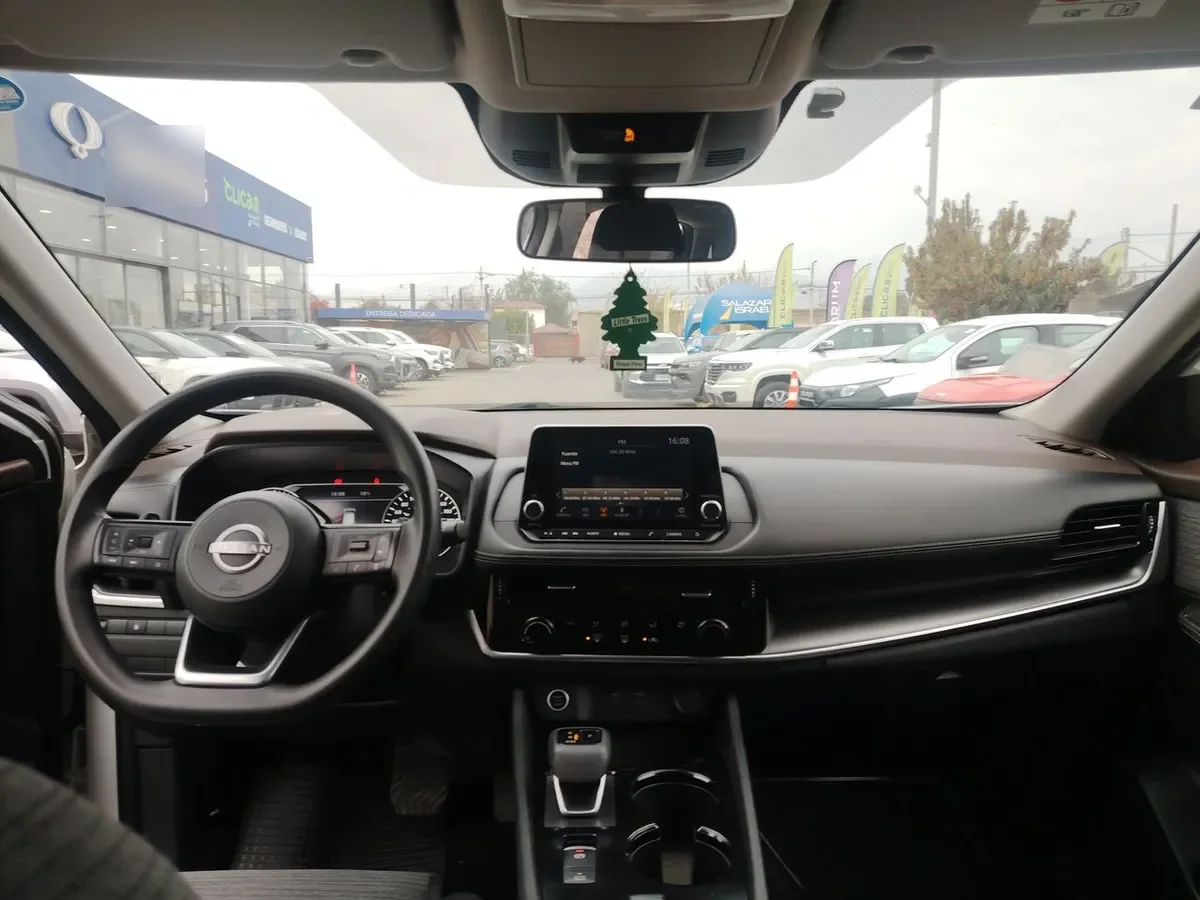 Nissan X-Trail 2.5 Sense Mc 4x2 2row Cvt At 5p año 2023
