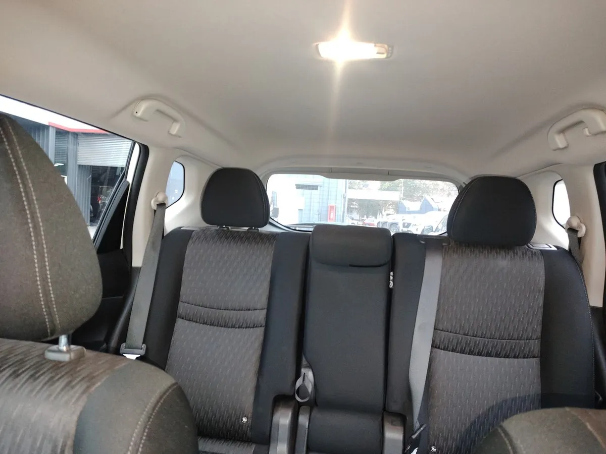 Nissan X-Trail 2.5 Sense Mc 4x2 Cvt At 5p año 2022