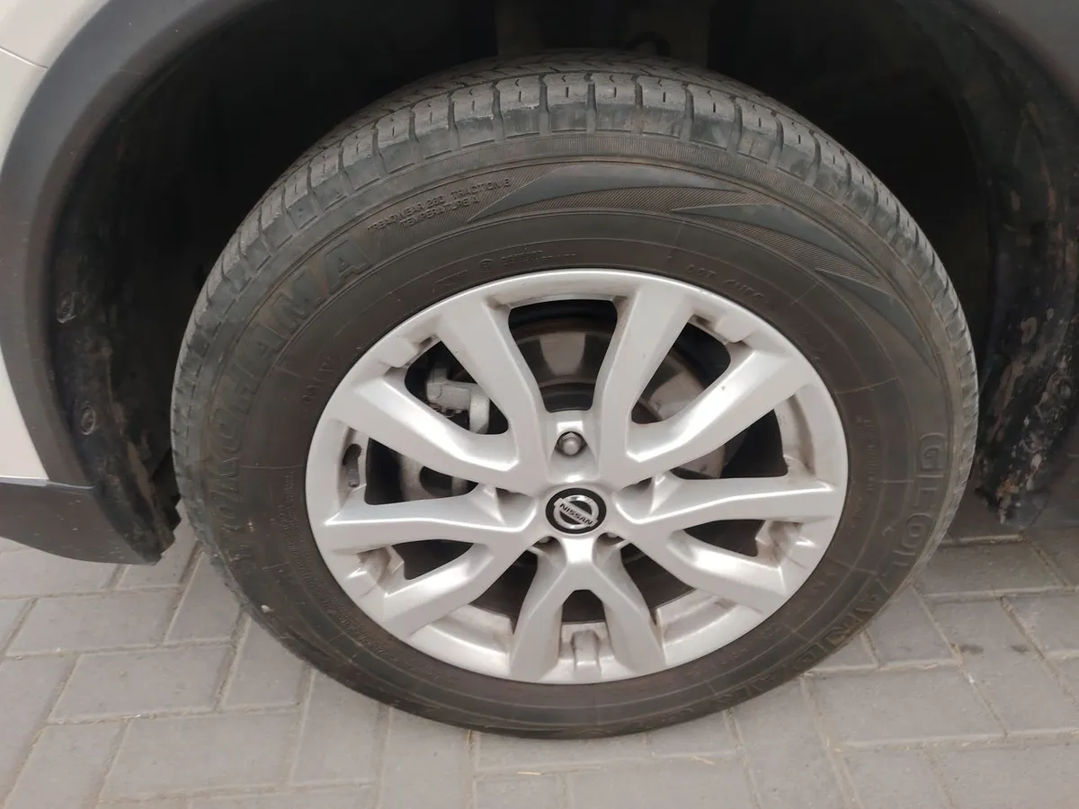 Nissan X-Trail 2.5 Sense Mc 4x2 Cvt At 5p año 2022