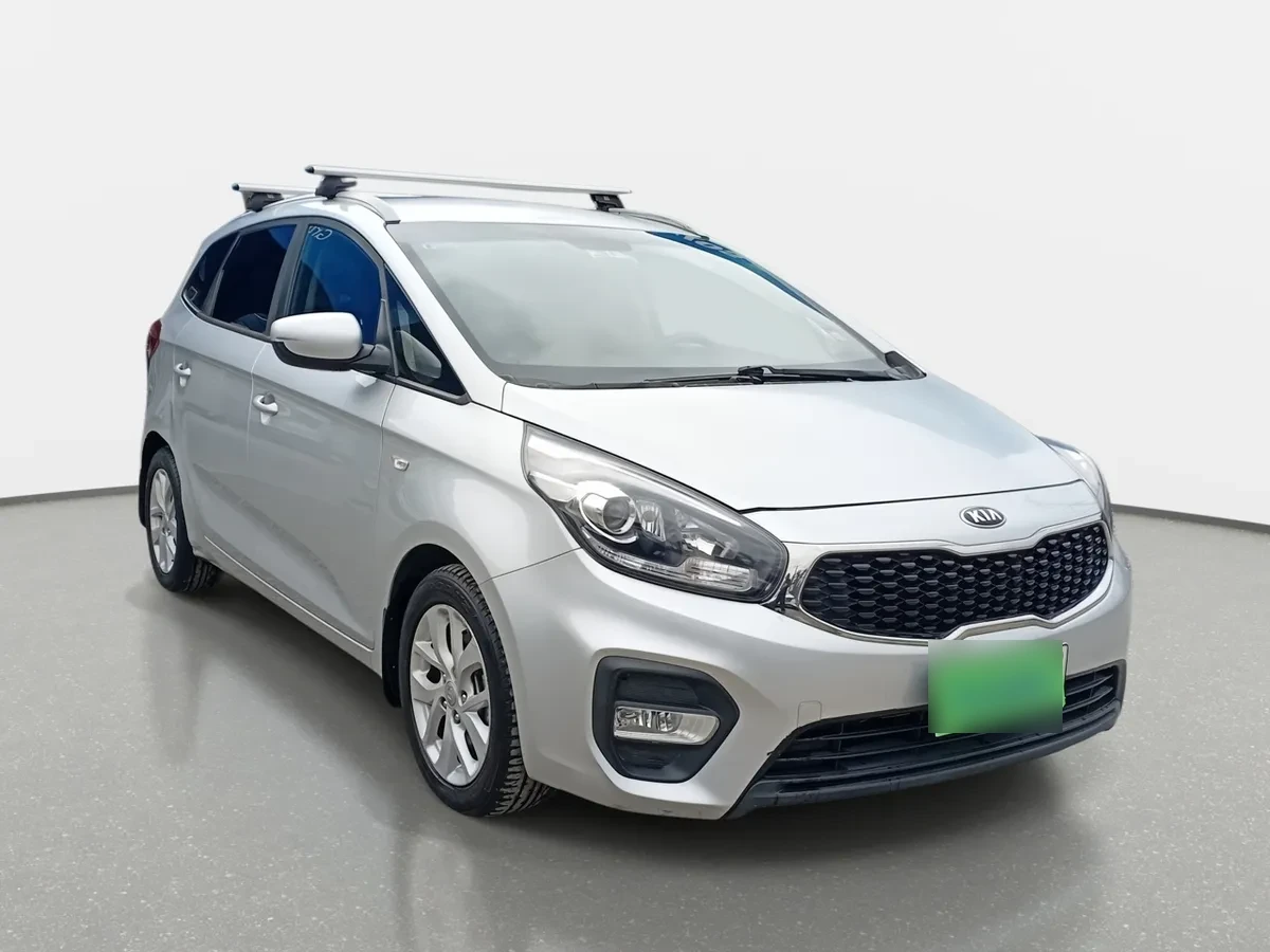 Kia Carens 2.0 Ex Full 4x2 6at 5p año 2018