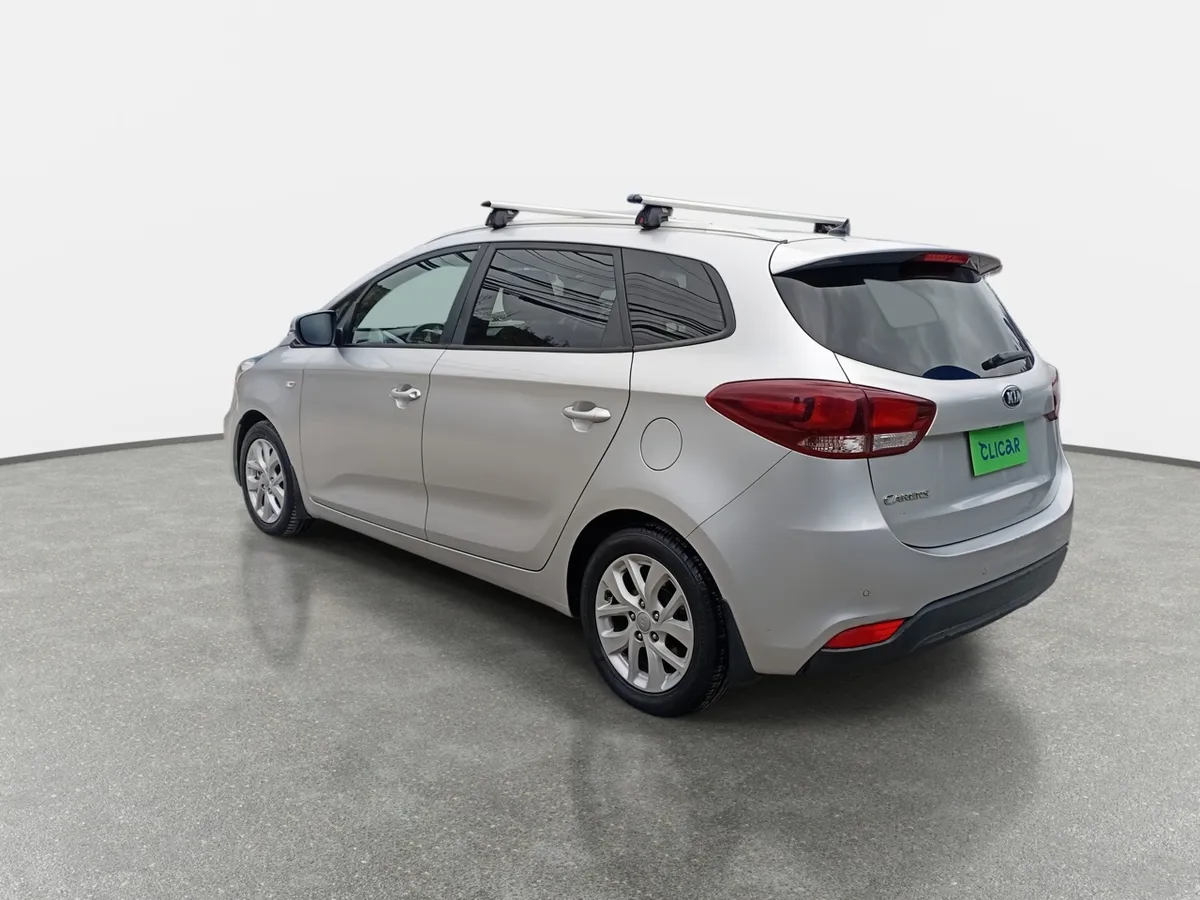 Kia Carens 2.0 Ex Full 4x2 6at 5p año 2018