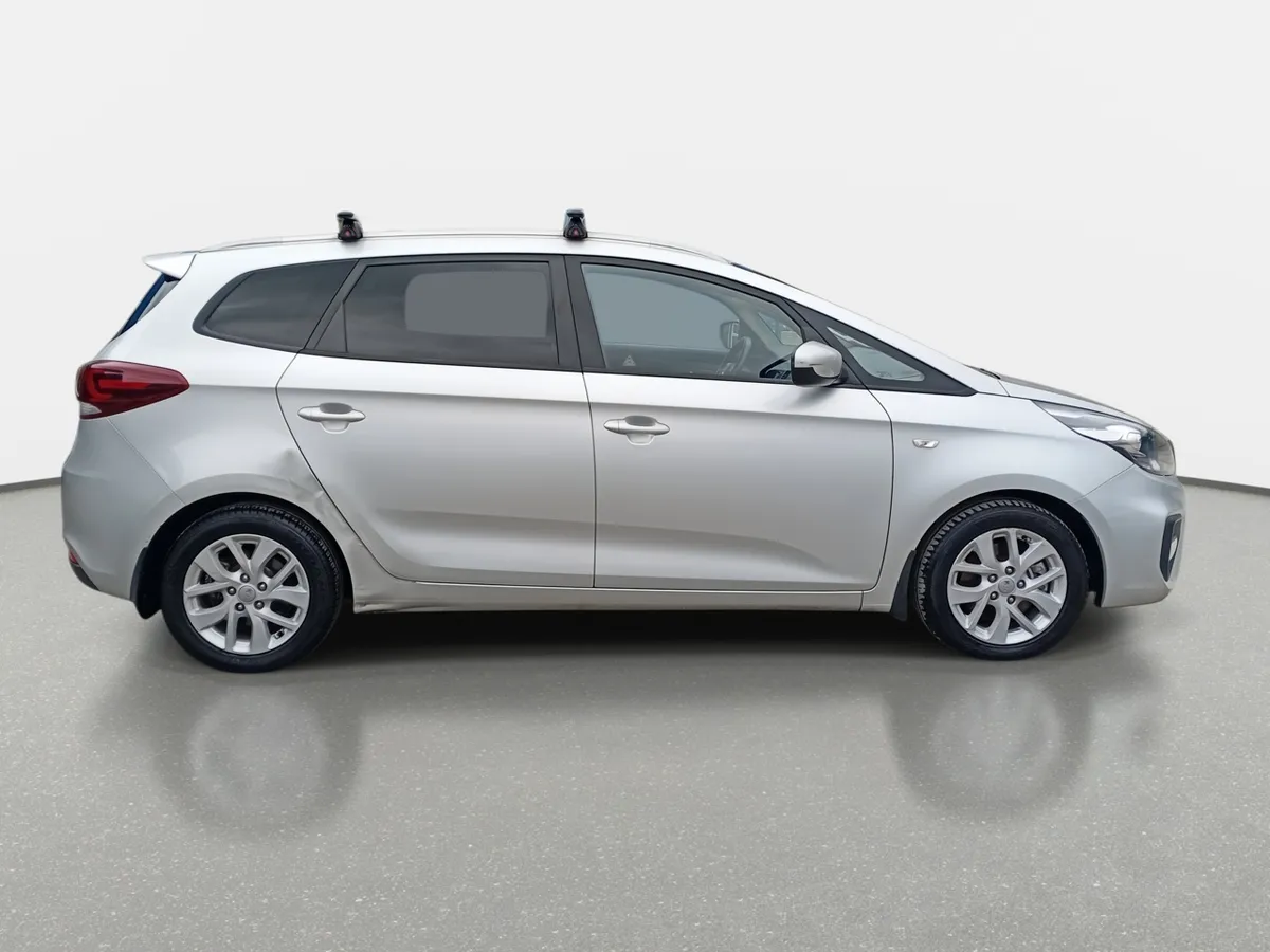 Kia Carens 2.0 Ex Full 4x2 6at 5p año 2018
