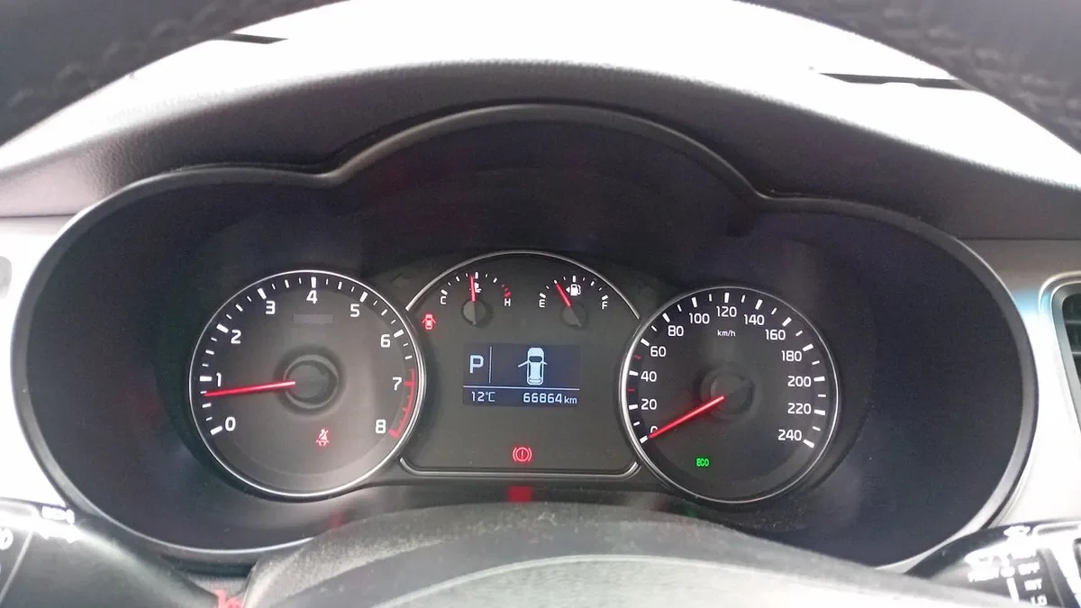 Kia Carens 2.0 Ex Full 4x2 6at 5p año 2018