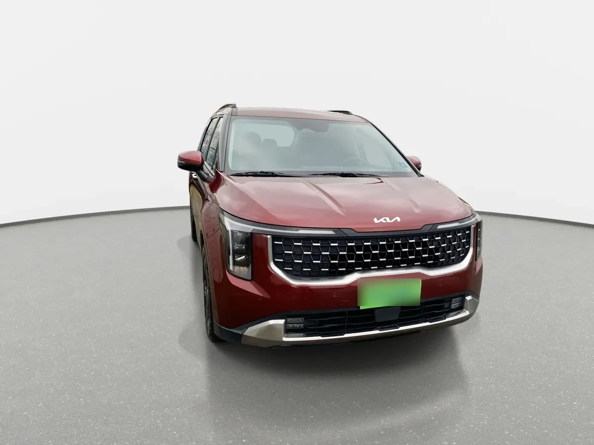 Kia Carnival 3.5 Ex Ltd 4x2 8at 5p año 2025