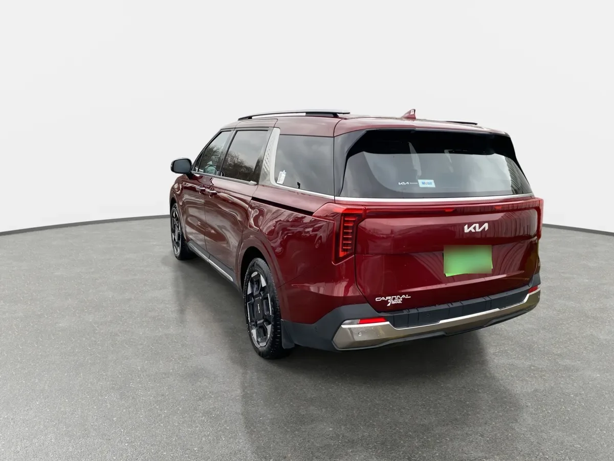 Kia Carnival 3.5 Ex Ltd 4x2 8at 5p año 2025