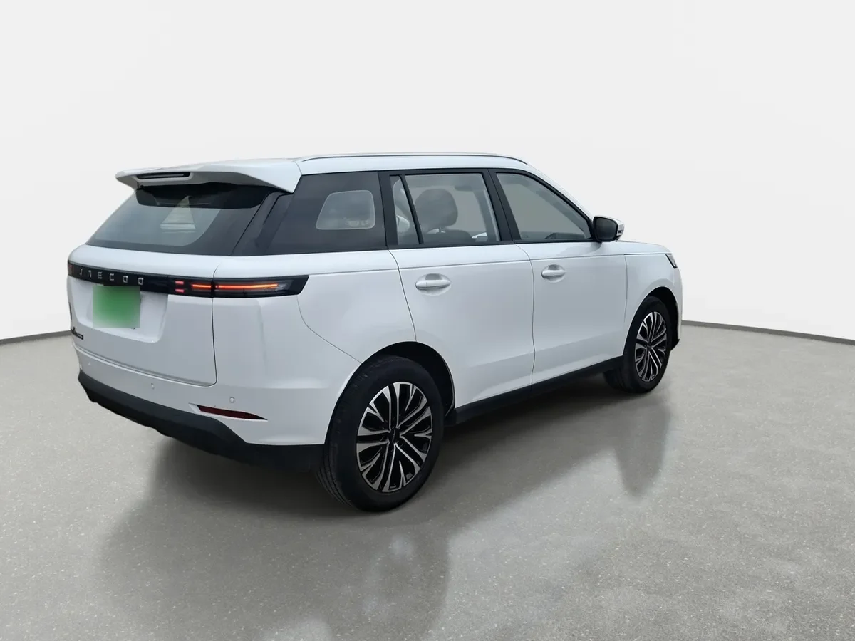 Jaecoo Jaecoo5 1.5t Summit Fwd Cvt9 At 5p año 2026