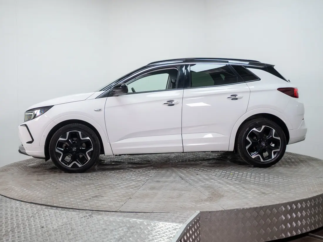 Opel New Grandland Grandland 1.2t Ultimate At año 2024