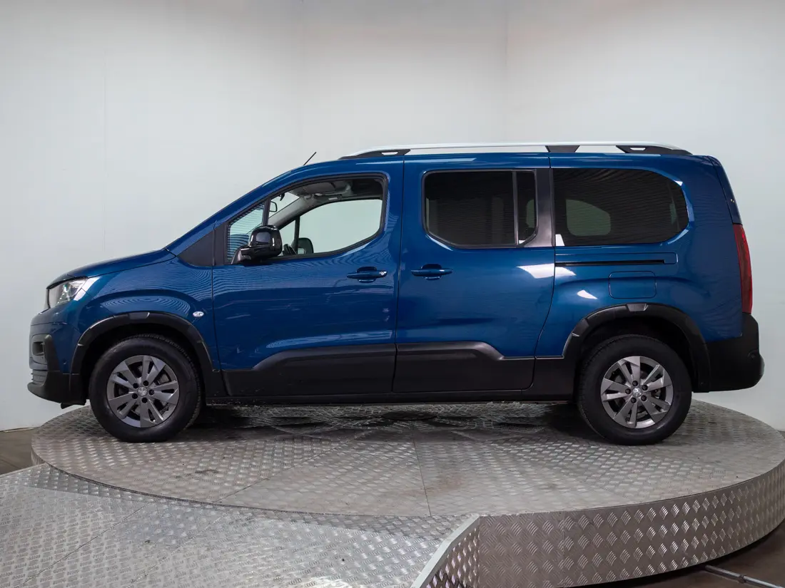 Peugeot Rifter Rifter 1.5 Allure Bluehdi 130 At Diesel año 2022