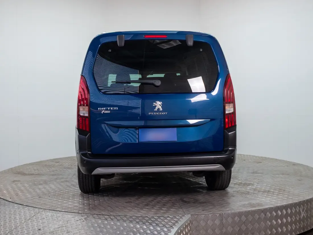 Peugeot Rifter Rifter 1.5 Allure Bluehdi 130 At Diesel año 2022