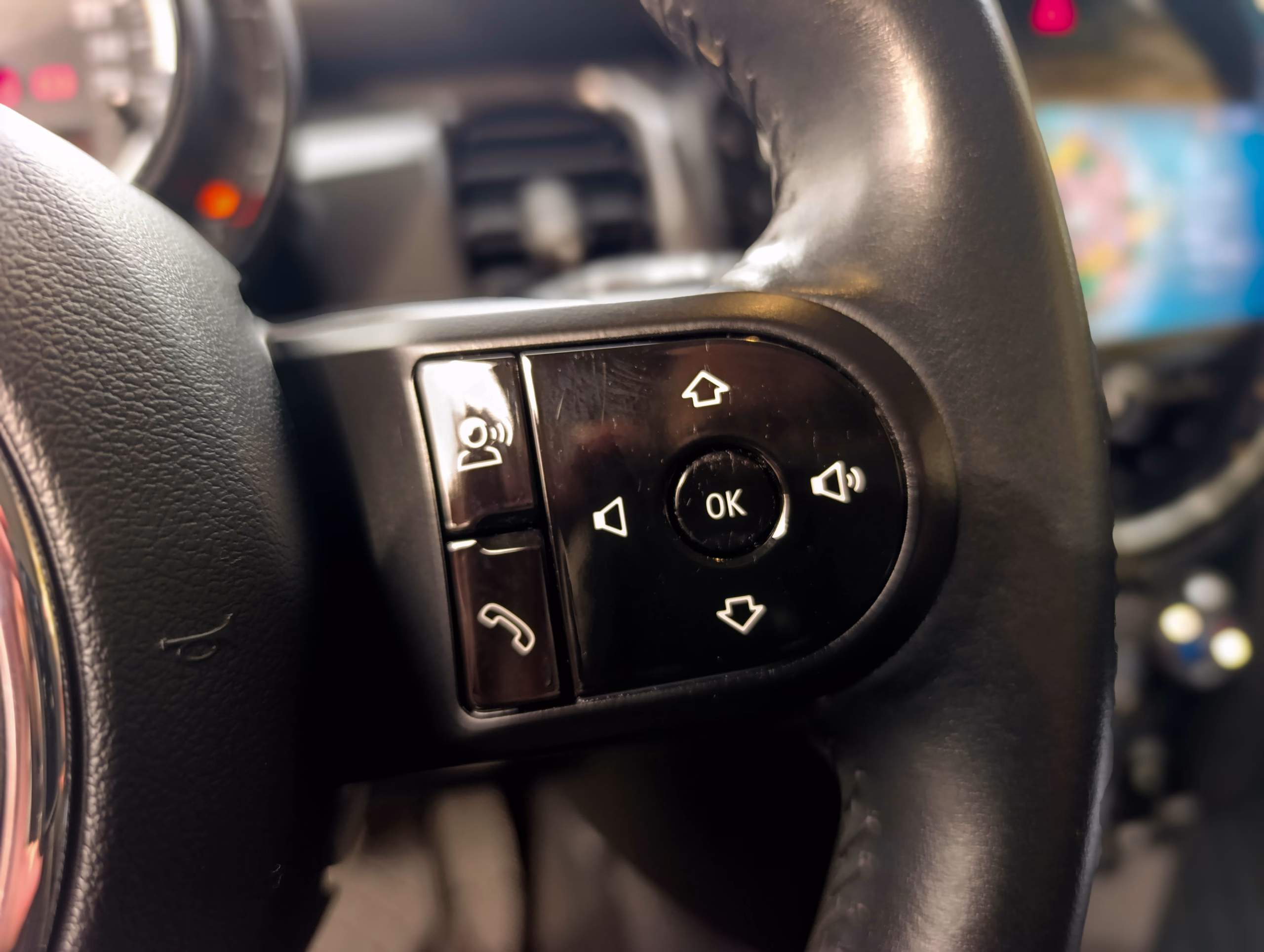 Mini Cooper Essential año 2023