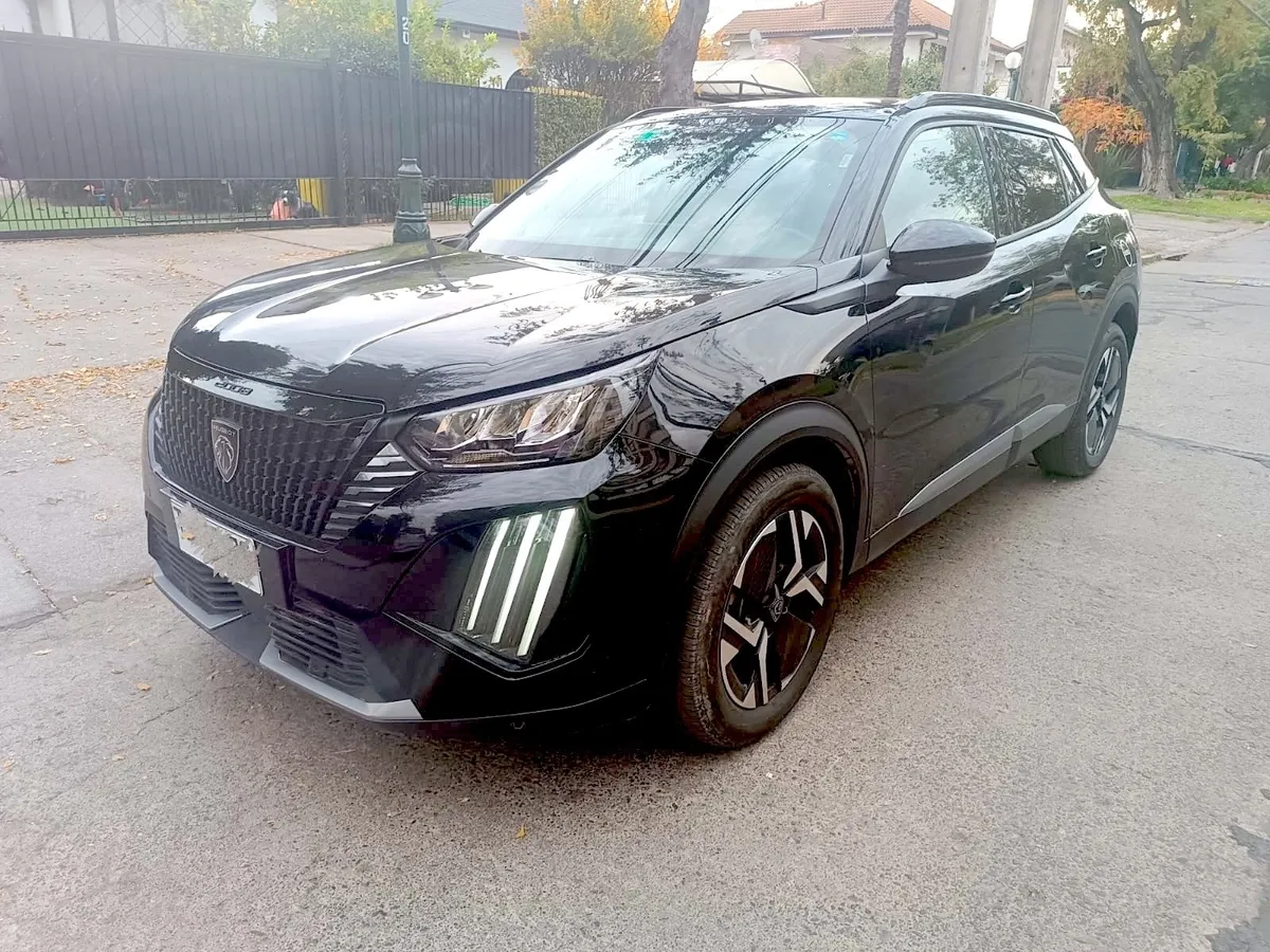 Peugeot 2008 1.5 Allure Pack Bluehdi 130 At Diesel año 2024