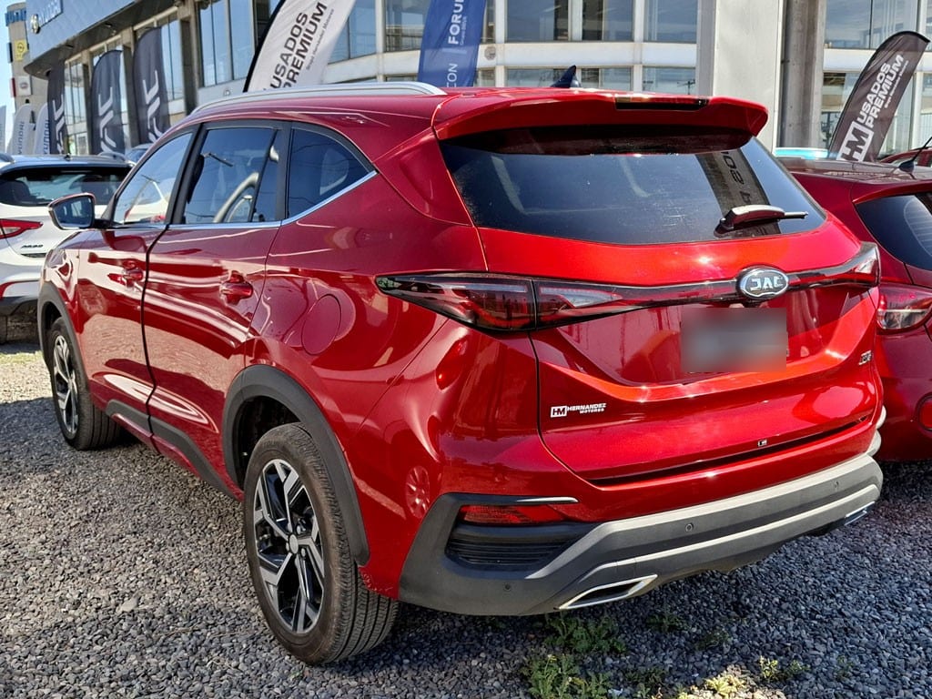 JAC Js8 Luxury año 2023