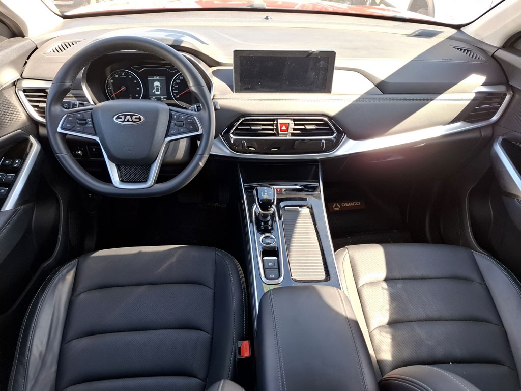 JAC Js8 Luxury año 2023