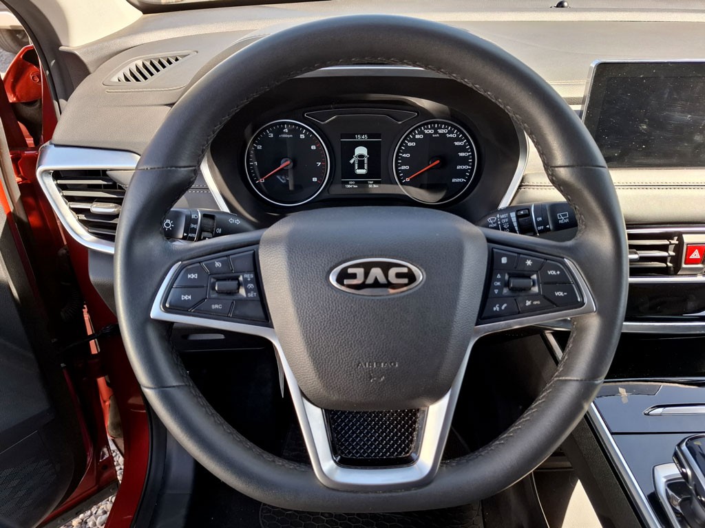 JAC Js8 Luxury año 2023
