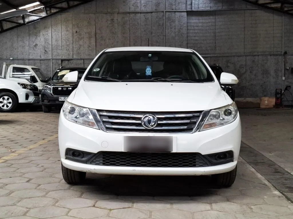Dongfeng A30 Elegant año 2018