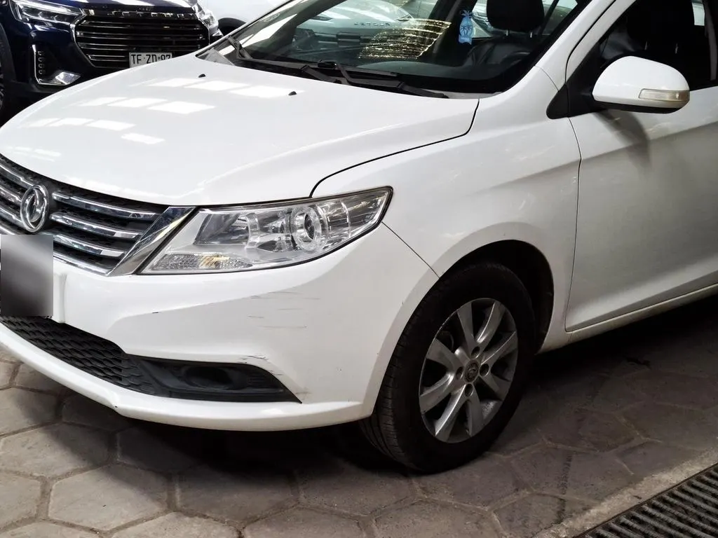 Dongfeng A30 Elegant año 2018