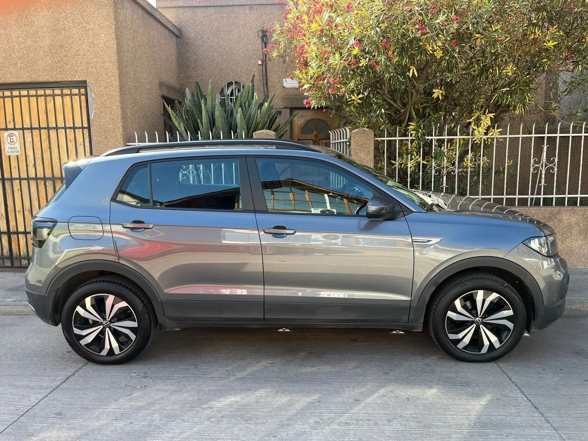 Volkswagen T-cross 1.0 Tsi Comfortline Mt año 2024