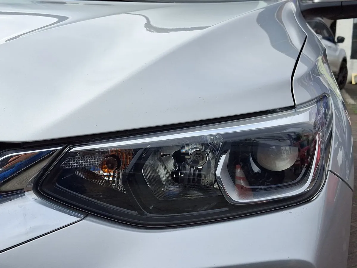 Chevrolet Tracker 1.2t Ltz Fwd At 5p año 2023