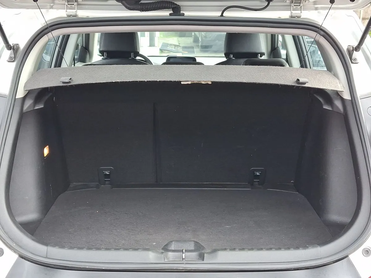 Chevrolet Tracker 1.2t Ltz Fwd At 5p año 2023