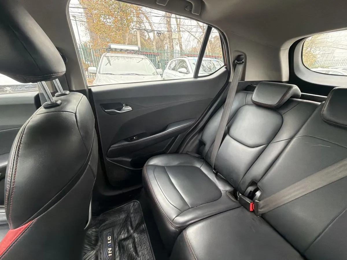Chevrolet Groove 1.5 Premier 4x2 Mt 5p año 2022