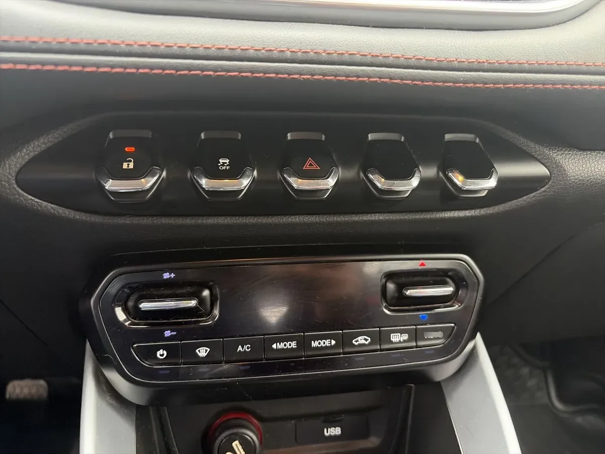 Chevrolet Groove 1.5 Premier 4x2 Mt 5p año 2022