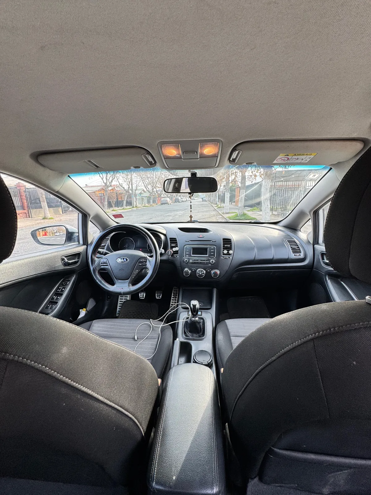 KIA MOTORS CERATO 1.6 Sx Ac Dab Abs Eurov Mt año 2015
