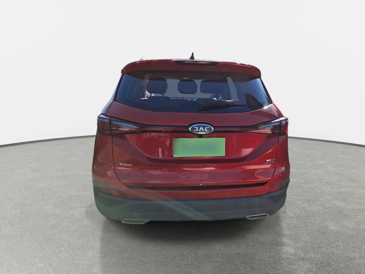 JAC Js8 1.5 Luxury Se 4x2 6mt 5p año 2023