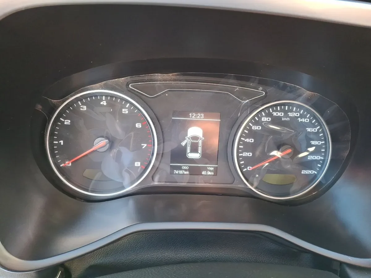 JAC Js8 1.5 Luxury Se 4x2 6mt 5p año 2023