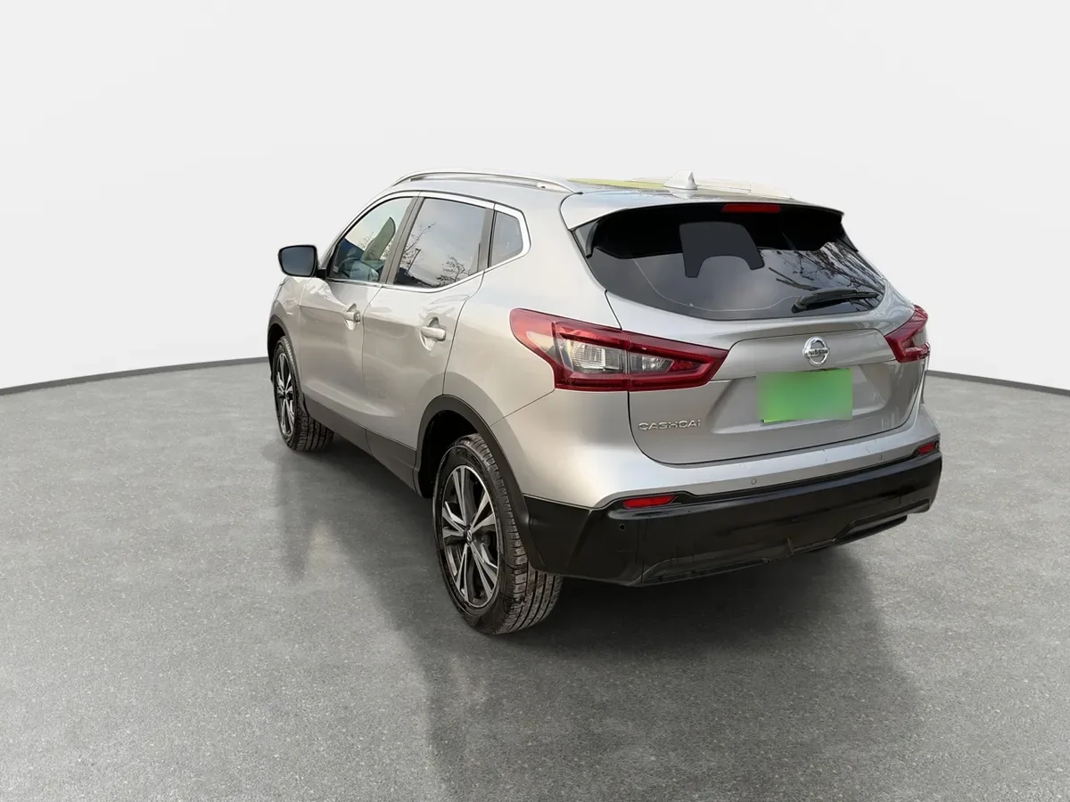 Nissan Qashqai 2.0 Advance 4x2 Mt 5p año 2021