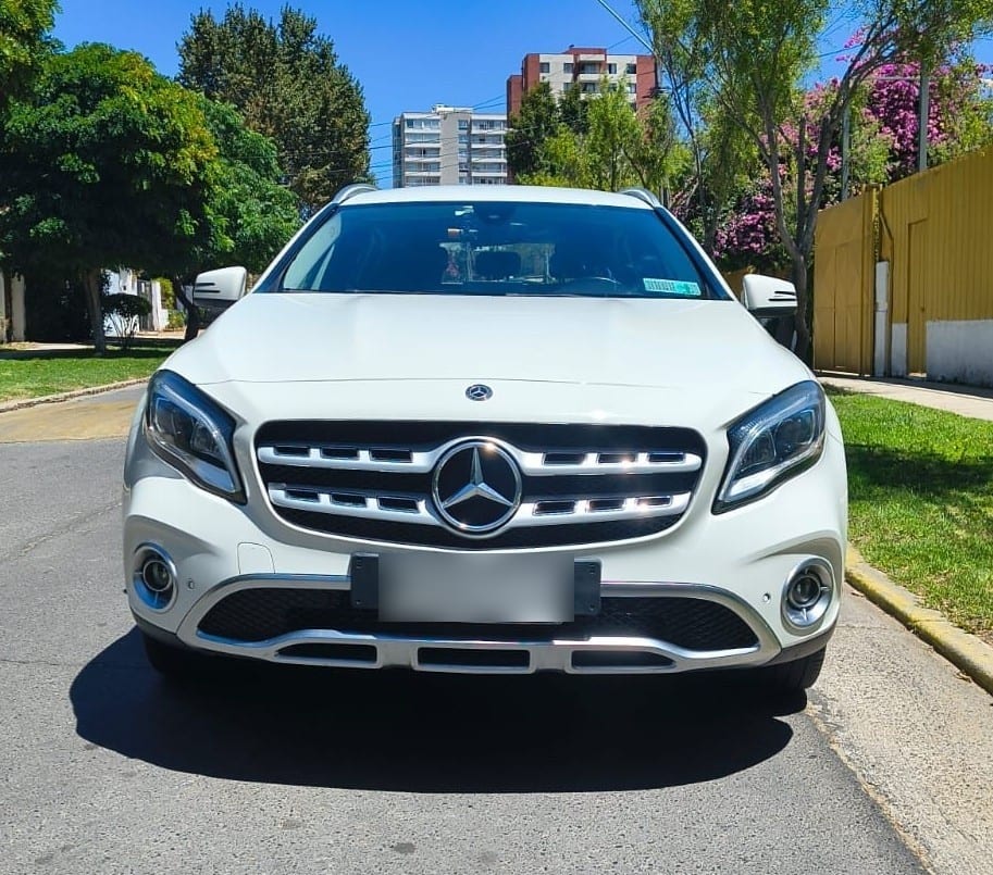Mercedes Benz Gla200 2.1 At Diesel año 2018