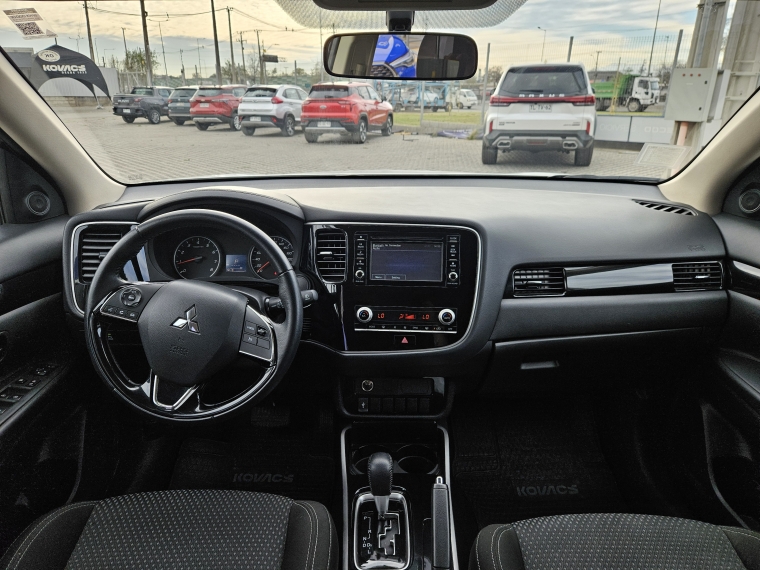 Mitsubishi Outlander Glx At 4x2 2.0 año 2023