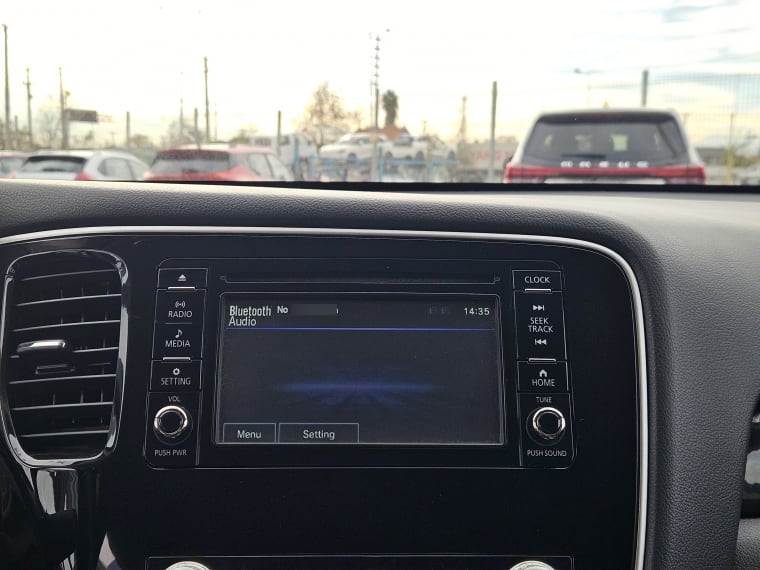 Mitsubishi Outlander Glx At 4x2 2.0 año 2023