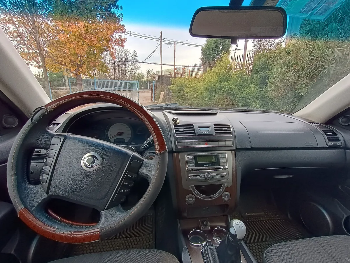 SSANGYONG REXTON 2.0 Mt Diesel año 2013