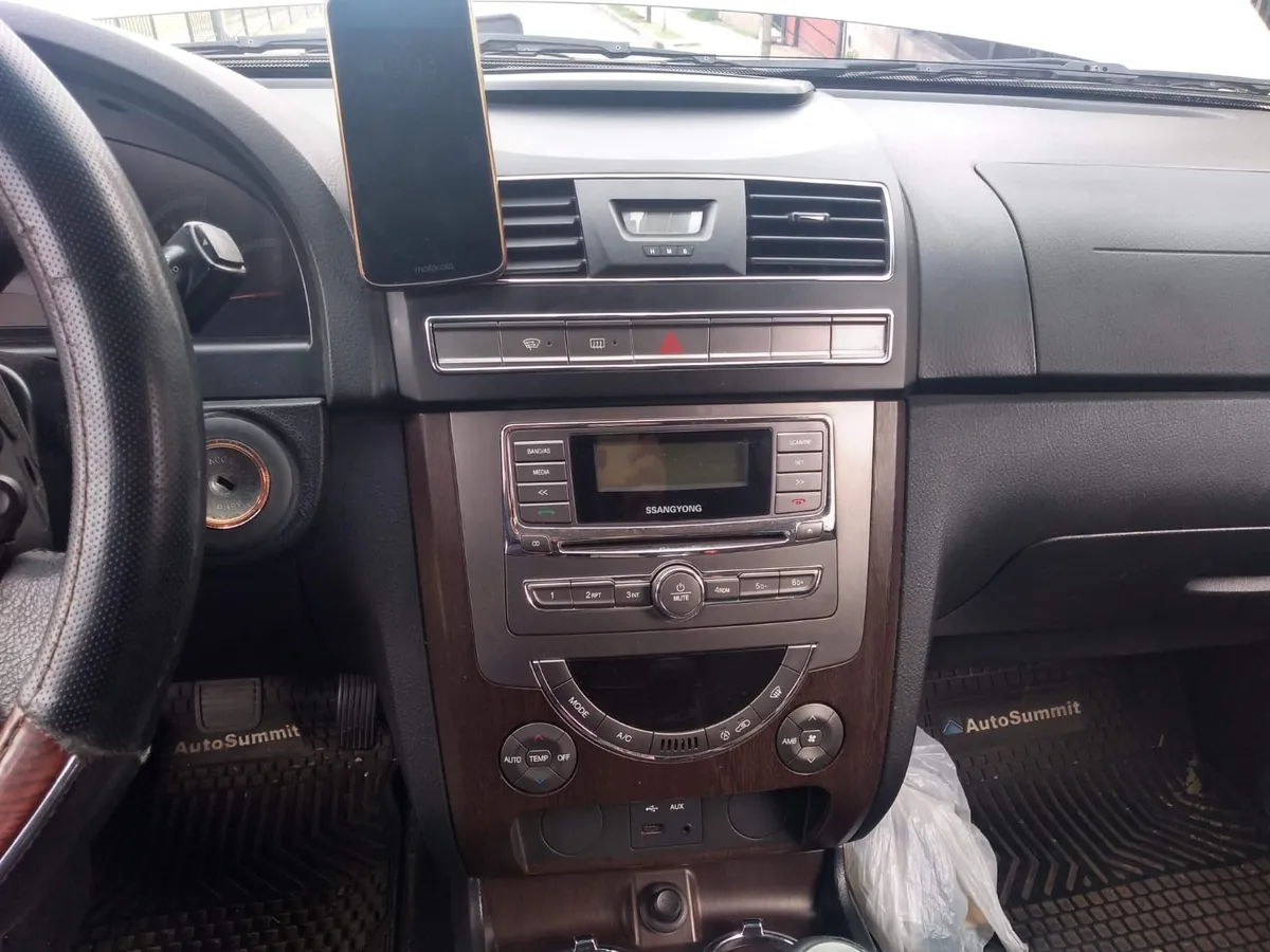SSANGYONG REXTON 2.0 At Diesel año 2013