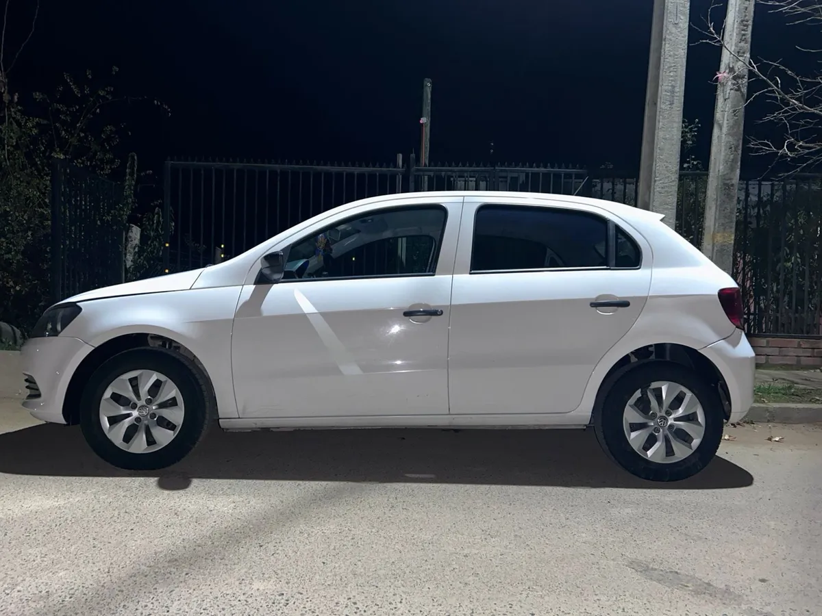 VOLKSWAGEN GOL 1.6 Trendline Mt año 2016