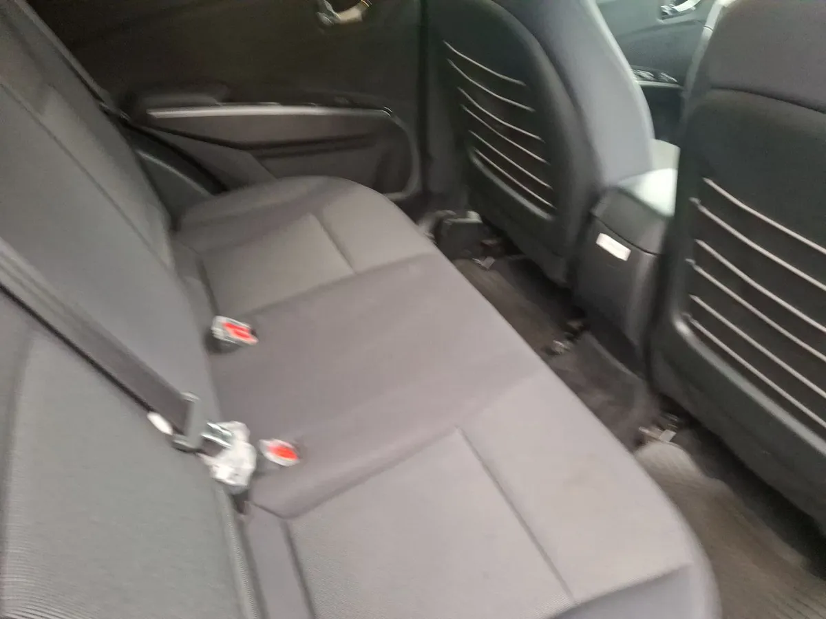 Ssangyong Tivoli 1.6 Limited Tx1111 4x2 At 5p año 2024