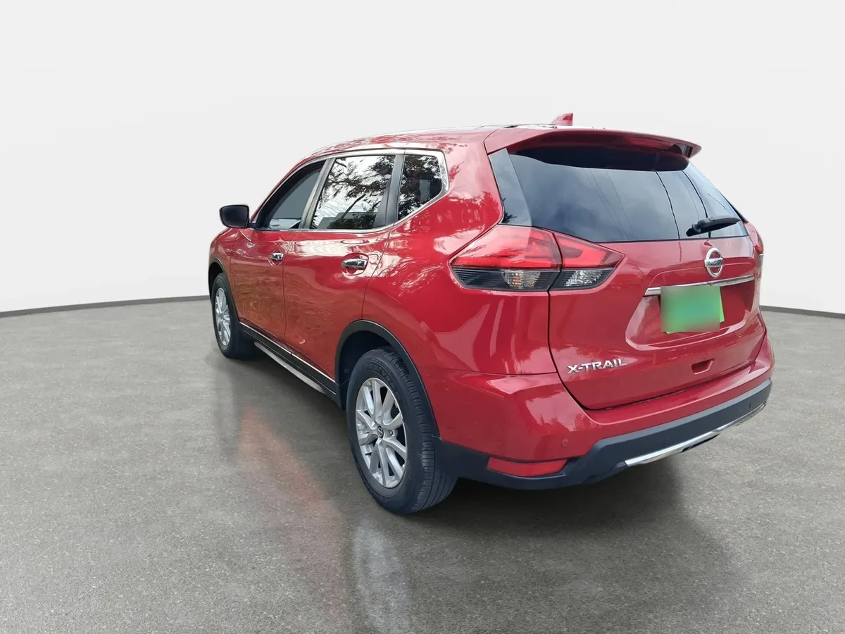 Nissan X-Trail 2.5 Sense 4x2 2row Cvt At 5p año 2023