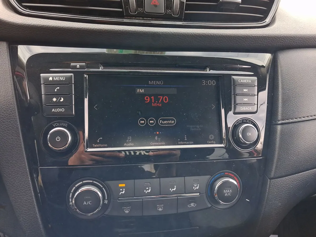Nissan X-Trail 2.5 Sense 4x2 2row Cvt At 5p año 2023