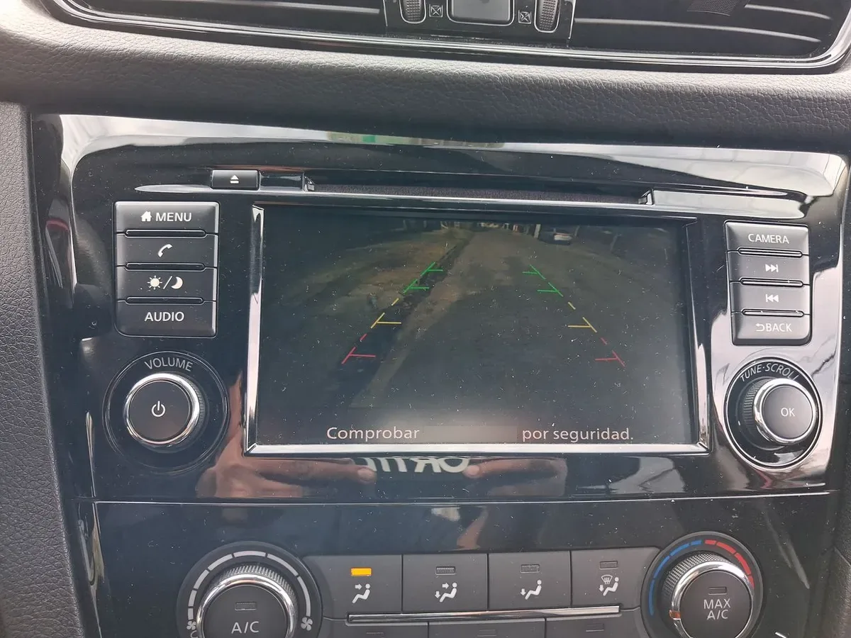 Nissan X-Trail 2.5 Sense 4x2 2row Cvt At 5p año 2023
