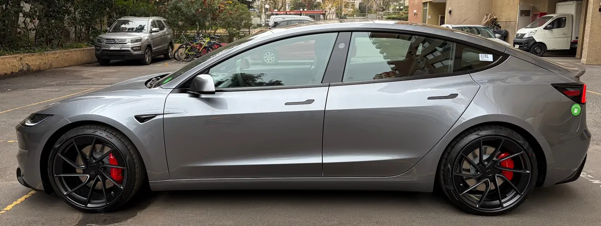 Tesla MODEL 3 Otra año 2026