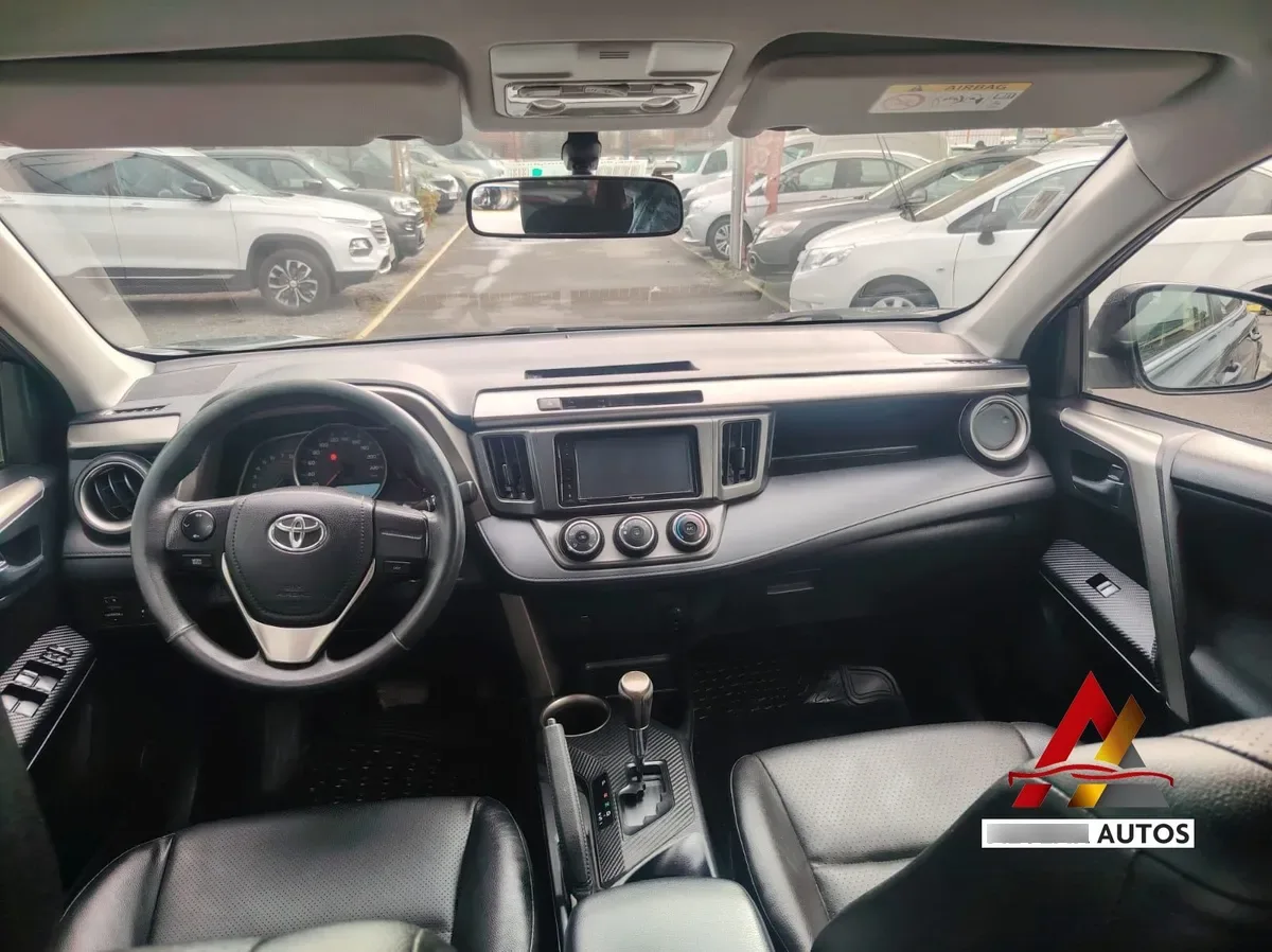 TOYOTA RAV4 2.5 Advantage Limited Bt At 4x2 año 2015