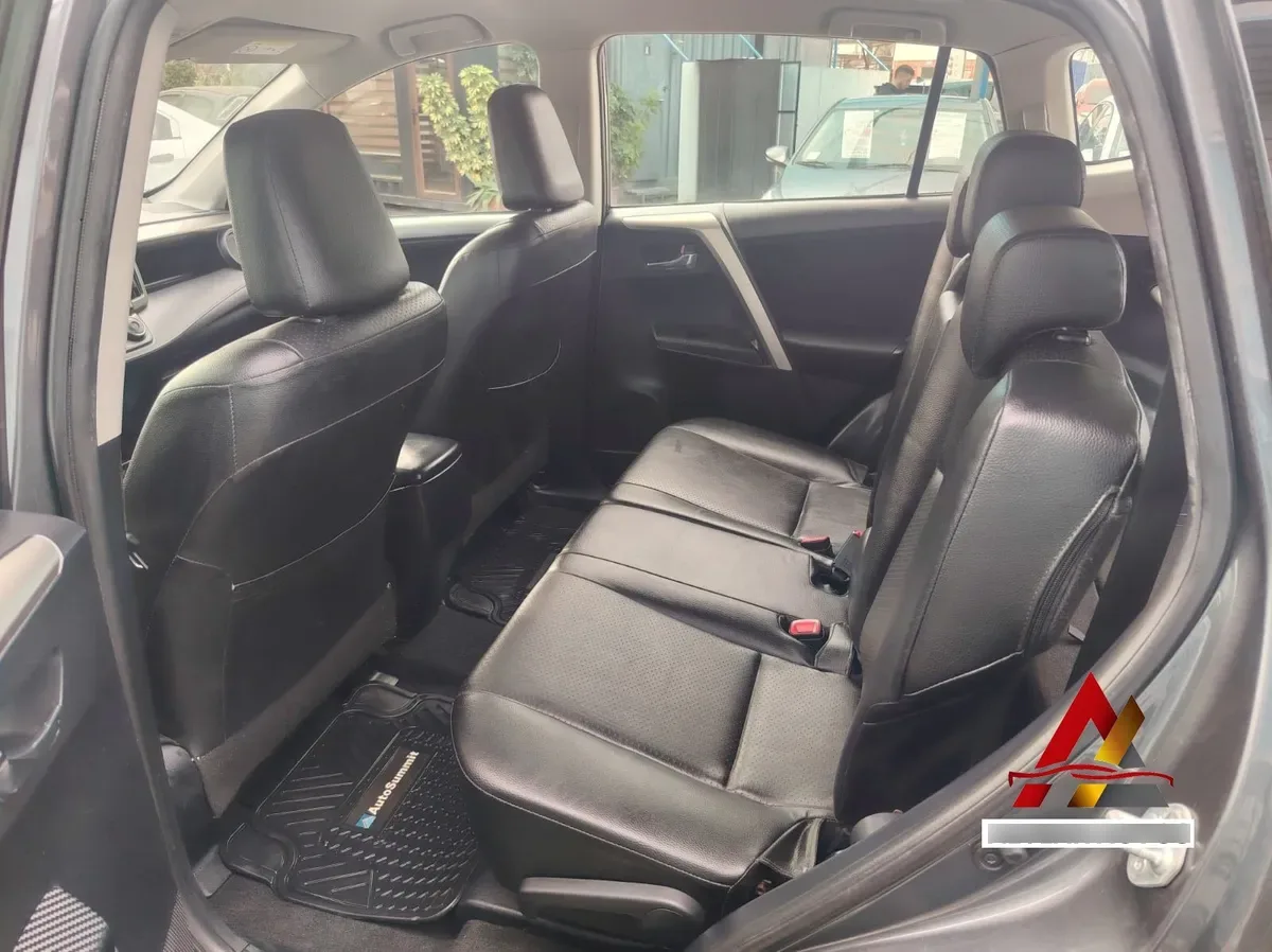 TOYOTA RAV4 2.5 Advantage Limited Bt At 4x2 año 2015