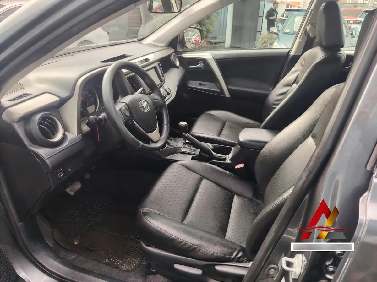 TOYOTA RAV4 2.5 Advantage Limited Bt At 4x2 año 2015