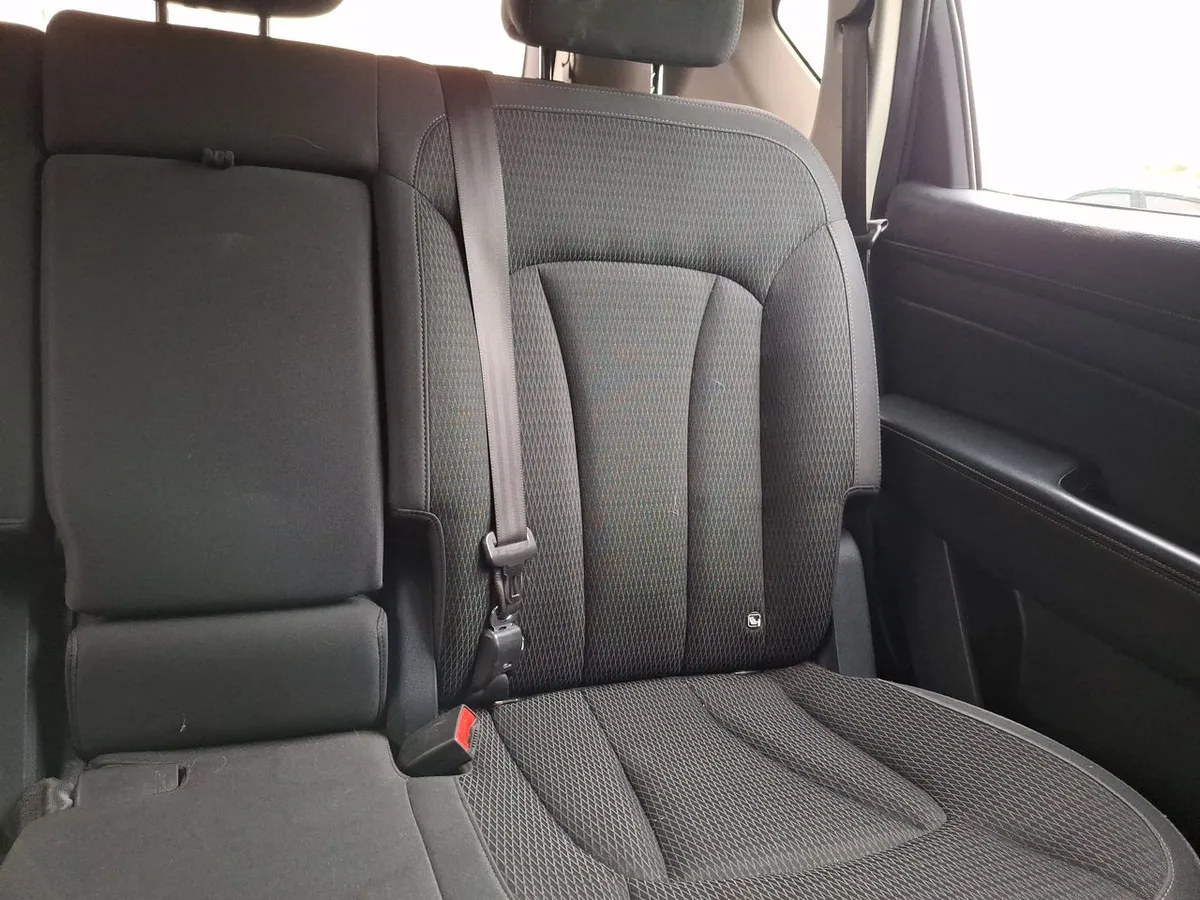 Ssangyong Rexton 2.2t Lx Diesel 4x2 2ab 8at 5p año 2023